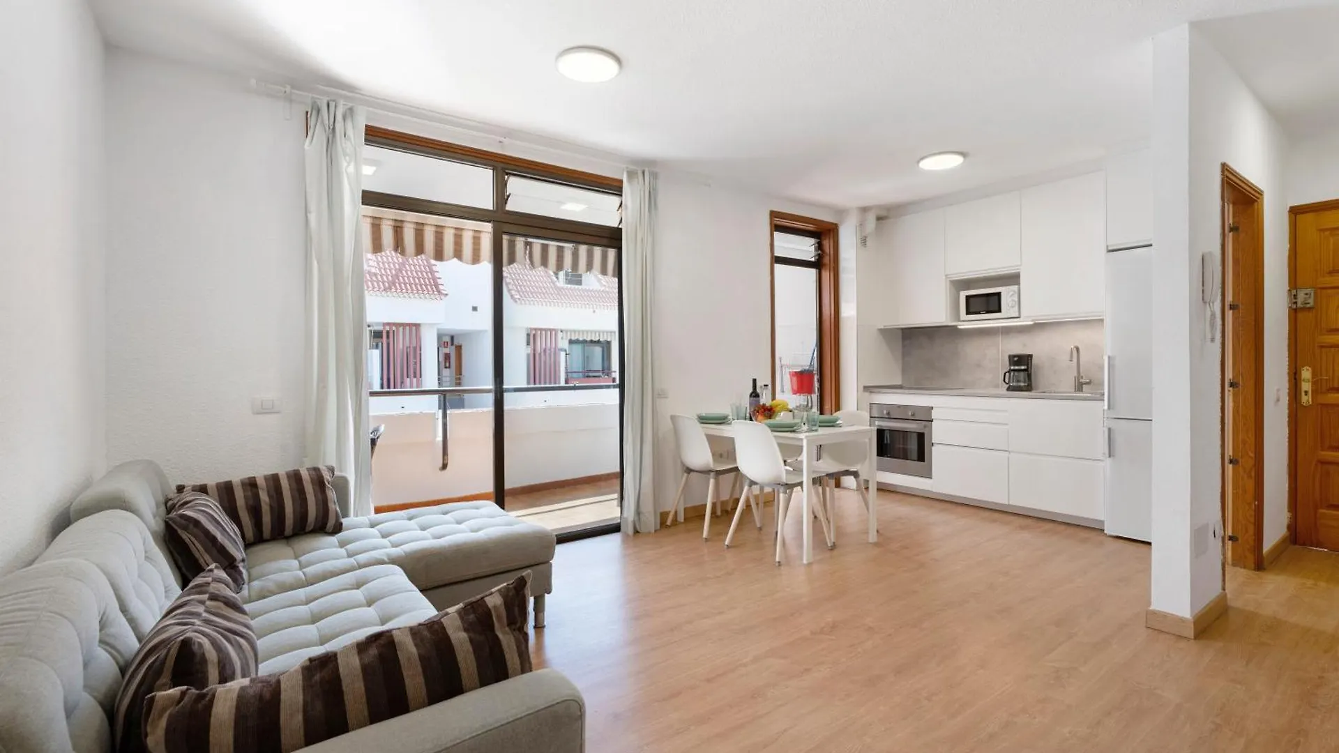 דירה ארונה Duplex Altemar Playa Las Americas ספרד