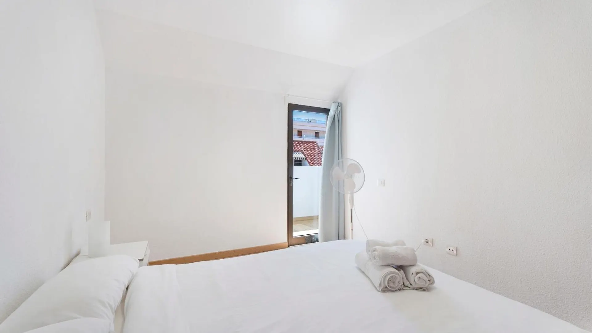 ארונה Duplex Altemar Playa Las Americas 0*,  ספרד
